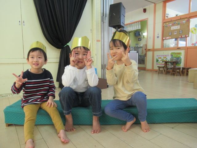 ２月の誕生会～３.４歳児クラス～